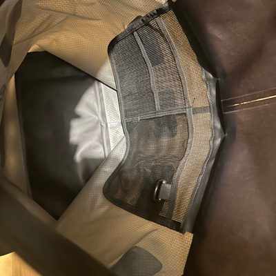 PendlerTote 35 vandtæt tote bag - håndtag og bæremuligheder"