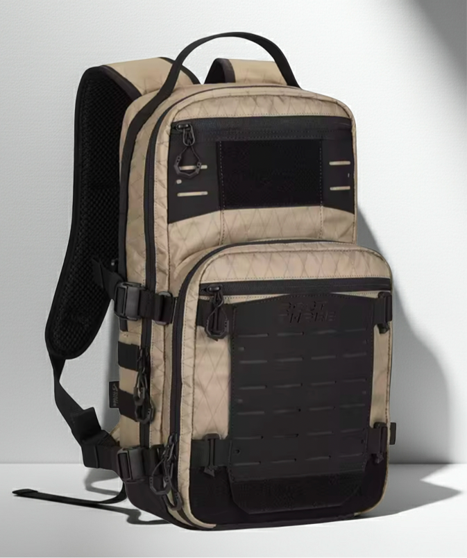 Trekker 20-  Eventyr Rygsæk i kompakt størrelse, 20L i. 500D Nylon, YKK lynlåse &  UTX Duraflex spænder
