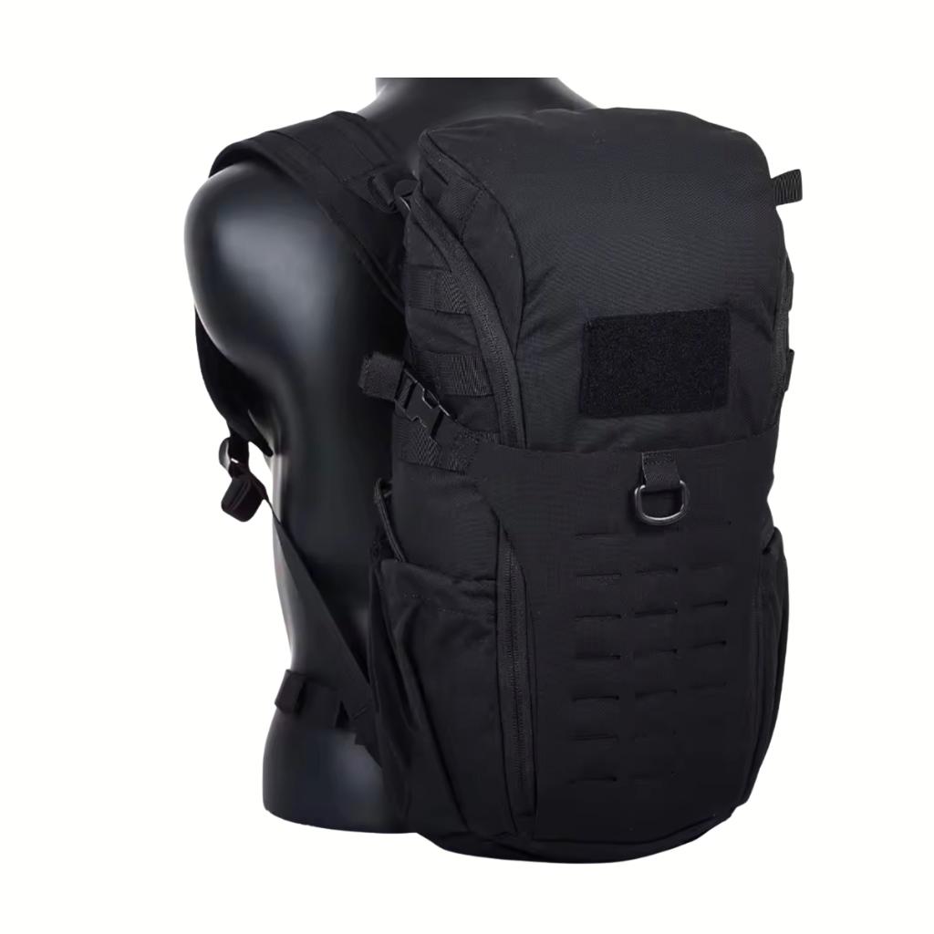 Trekker 15L – Hydration Rygsæk m. 500D Nylon, YKK lynlåse & Duraflex spænder