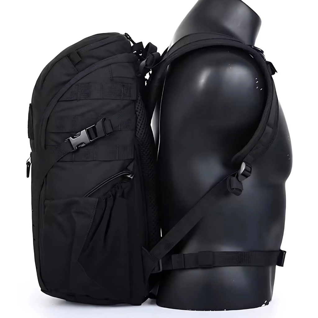 Trekker 15L – Hydration Rygsæk m. 500D Nylon, YKK lynlåse & Duraflex spænder