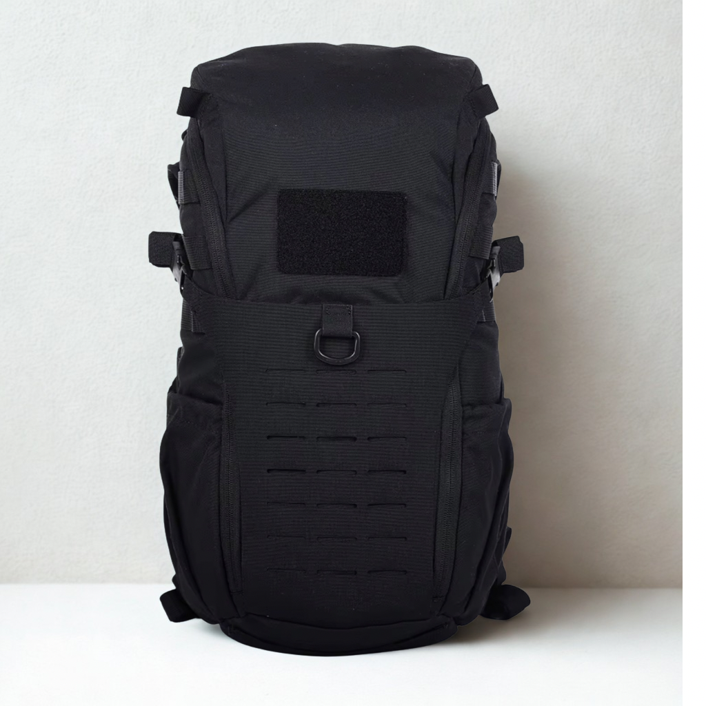Trekker 15–  Eventyr Rygsæk i Kompakt størrelse m. hydration system i. 500D Nylon, YKK lynlåse  & UTX Duraflex spænder