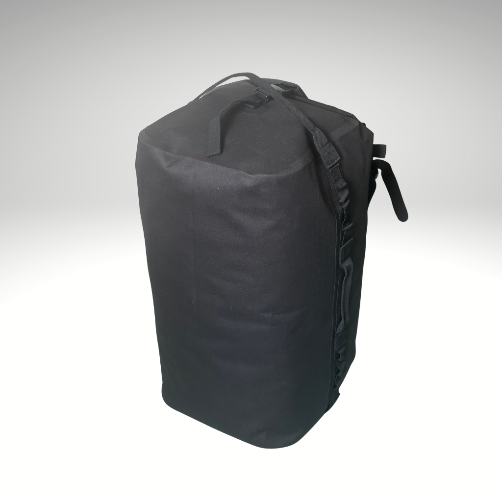 Vejrfast 60 liter vandtæt rolltop duffletaske/rygsæk med foran lufttæt lynlås som rygsæk bagside visening