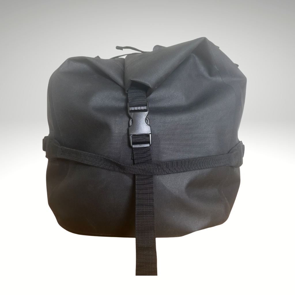 Vejrfast 60 liter vandtæt rolltop duffletaske/rygsæk med foran lufttæt lynlås som rygsæk med stark spænde
